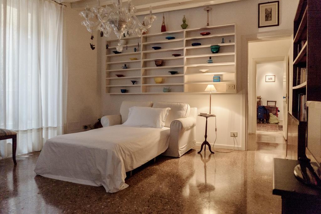 Accademia Terrazza Apartment Venesia Bagian luar foto